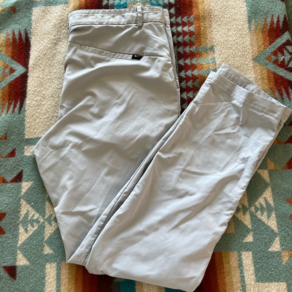 Nike men’s golf pant. Dri-fit. Modern fit.